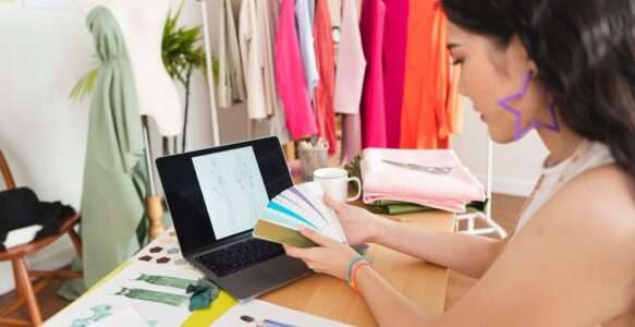 What is Apparel Management Software?